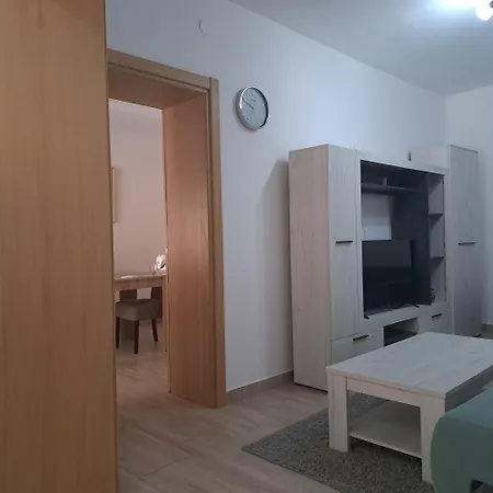 Apartman Bosiljka Lägenhet