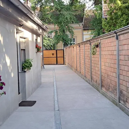 Apartman Bosiljka Lägenhet